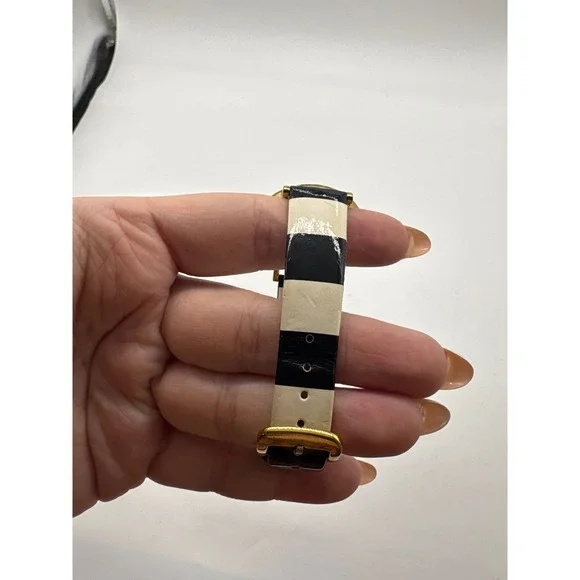 Kate Spade New York Metro Watch 0260 Gold Tone Black White Stripe Leather Band - Picture 9 of 11